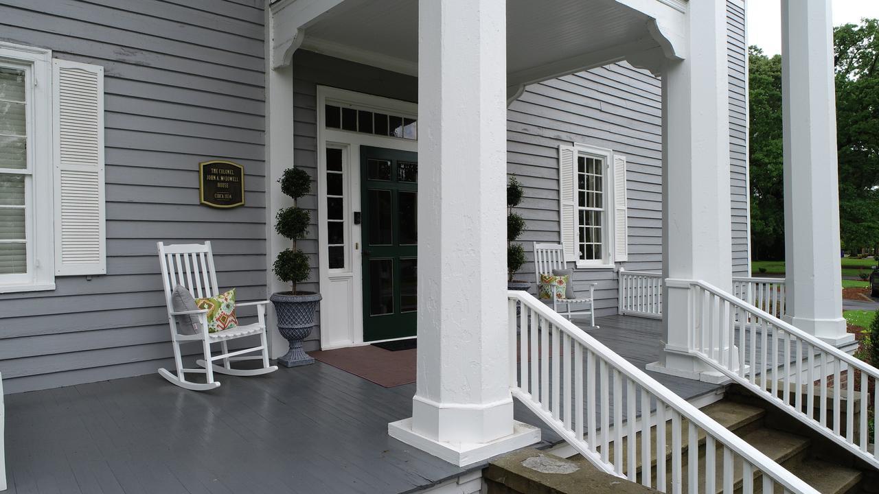The Elizabethtown Inn Екстер'єр фото